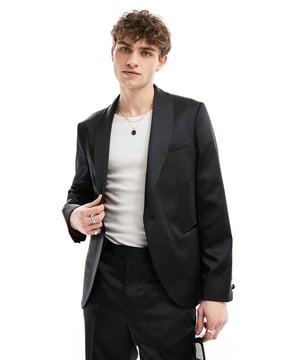 Suits by Twisted Tailor Suits you Plain design Shawl lapels Padded shoulders Single breasted style Single button fastening Jet pockets Centre vent Regular fitSold By: Asos