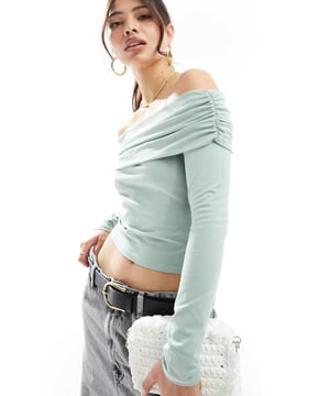 Tops by ONLY Can't top this Bardot neck Long sleeves Ruched detail Slim fitSold By: Asos