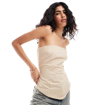 Tops by ASOS DESIGN Waist-up dressing Plain design Bandeau style Zip-back fastening Slim fitSold By: Asos