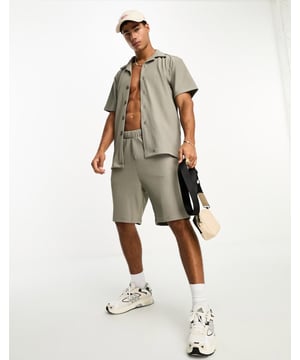 Shorts by Selected Homme Part of a co-ord set Shirt sold separately Regular rise Elasticated waistband Functional pockets Regular fitSold By: Asos