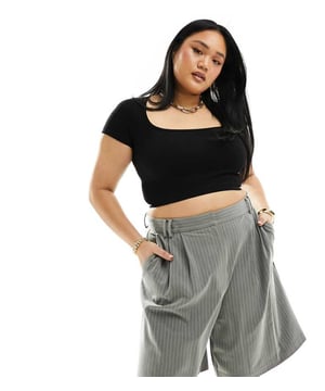Shorts by ASOS DESIGN Your new go-to Mid rise Belt loops Stitch pleats Concealed fly Side pockets Regular fitSold By: Asos