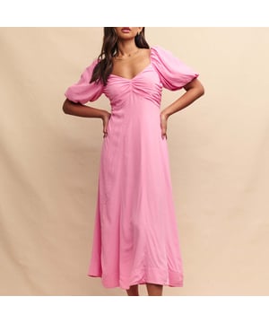 Women's Nobodys Child Peony Midaxi Dress. Show up in style. This summer-infused dress comes in a pale pink. We’re obsessed with this trending shade right now inspired by peony flowers. Finish yours with gold jewellery for that event you’ve got coming up.- Sweetheart neck.- Short puff sleeves.- Concealed zip fastening.- A-line skirt that skims the body.- Lightly lined so the fabric falls beautifully. Material: 65% Ecovero™ Viscose, 35% Viscose. Ref: D241431PNK.