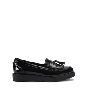 This Carvela Sky Tassel loafer arrives in a black patent leather alternative. There is a statement tassel detail across the rounded toe.