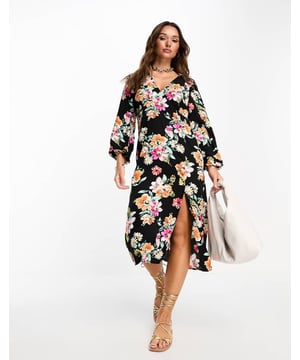 Dresses by Vila Do get caught wearing it twice Floral design V-neck Side split Regular fitSold By: Asos