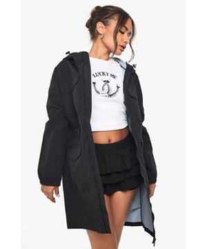Got a festival coming up? Practical, statement making, and perfect for dancing in, be prepared to take on whatever the weather decides to throw at you with our festival jackets. Get your rave on in a waterproof festival rain mac or bomber, or switch it up for a festival parka with a tassel trim, or a shredded denim jacket with floral embroidery. Whatever you choose, we've got all the on-trend pieces that'll keep you lookin' badass while you dance the night away.Style: Festival MacFabric: PolyesterLength: LonglineSleeve Length: Long Sleeve