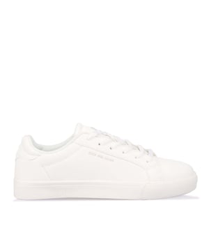 Duck and Cover Clasper Trainers in white.- Synthetic upper.- Lace up fastening.- Padded collar.- Gold printed embossed branding.- Rubber sole.- Ref: DC2V123023WHT