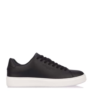 Duck and Cover Kremes Trainers in black.- PU leather upper.- Lace up fastening.- Thick flat laces.- Branded tongue label.- Embossed side branding.- Durable sole.- Ref: DC2V124729BLK