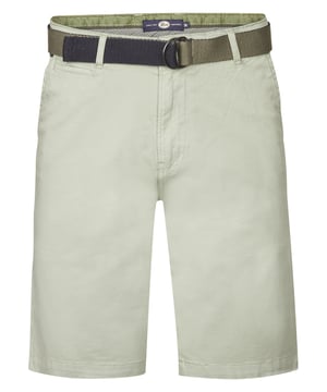 Chino shorts with button fastening, zip fly and belt. Made of 77% cotton, 20% recycled cotton and 3% elastane. These shorts have two side pockets, two back pockets and an extra coin pocket. The shorts are available in several colours. Chino shortsButton fastening, zip fly and beltCoinpocketSide pockets and back pockets77% cotton, 20% recycled cotton and 3% elastane