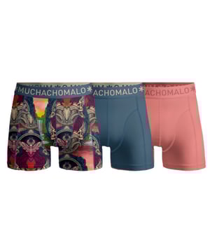 Die Boxershorts/Slips von Muchachomalo sind perfekt geschnitten und aus hochwertiger Baumwolle gefertigt. Ein weiches und elastisches Bündchen mit dem Microfaser-Logo sorgt für zusätzlichen Komfort.  Spezifikationen • Normale Passform • Flache Nähte für zusätzlichen Komfort • Weiches Bündchen mit dem Muchachomalo-Logo  Pflegehinweise • Waschbar bei 30 Grad • Nicht im Trockner trocknen • Bei mittlerer Temperatur bügeln (2 Punkte)  Warum Muchachomalo? Muchachomalo arbeitet nur mit BSCI- und OEKO-TEX-zertifizierten Fabriken. Diese Fabriken haben sich verpflichtet, die Arbeitsbedingungen kontinuierlich zu verbessern. Sie setzen sich für das Recht ein, Gewerkschaften zu bilden, sorgen für sichere Arbeitsbedingungen und lehnen Zwangsarbeit sowie Kinderarbeit ab. Sie ermöglichen es auch Verbrauchern und Unternehmen, verantwortungsbewusste Entscheidungen zu treffen, die unseren Planeten für zukünftige Generationen schützen.