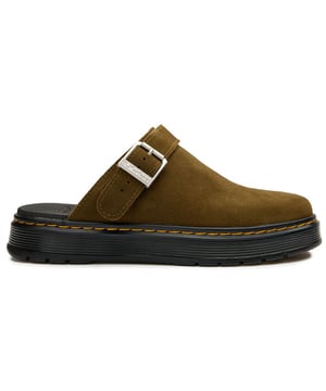 Las sandalias Brookline de Dr Martens aportan una actitud rebelde al estilo veraniego. Estas sandalias de cuero verde mantienen el icónico ADN de la marca con sus distintivos detalles de hebilla y su clásica construcción Goodyear. La suela de goma con amortiguación de aire ofrece esa comodidad rebotante familiar, mientras que el forro sintético garantiza durabilidad. Perfectas para quienes se niegan a comprometerse en estilo o comodidad cuando las temperaturas suben, estas versátiles sandalias fusionan sin esfuerzo el robusto legado de Dr Martens con un diseño práctico de verano.