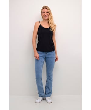 Regular fit,Heup lengte,Mouwloos  Fijne was 30°, niet bleken, niet in de droger drogen, Druipnat ophangen in de schaduw, koud strijken max. 110° C,.  88% Polyamide,12% Elastaan
