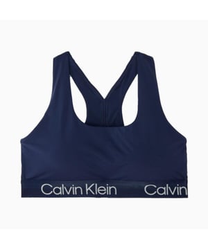 The Calvin Klein Modern Structure range offers luxe go-to basics which are made from eco-friendly materials in everyday styles. The bralette is lined at the front with no padding whilst being non-wired and made to a pull on a design its easy to see why this is a firm favourite. The signature Calvin Klein branded elasticated under band and cut-out racer back straps give the a contemporary sporty vibe.