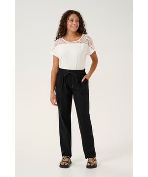 Regular taille,Lange lengte,Straight  Fijne was 30°, niet bleken, niet in de droger drogen, Druipnat ophangen in de schaduw, koud strijken max. 110° C, Droogreiniging  65% Viscose,30% Nylon,5% Elastaan