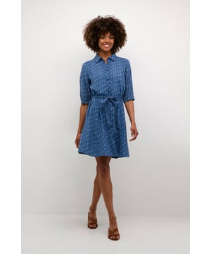 Zally,Feminine,Knie,Elleboog lengte  Fijne was 30°, niet bleken, niet in de droger drogen, Druipnat ophangen in de schaduw, koud strijken max. 110° C, Droogreiniging  100% Viscose (LENZING™ ECOVERO™)