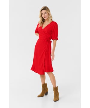 Zally,Feminine,Knie,Korte mouwen  Fijne was 30°, niet bleken, niet in de droger drogen, Druipnat ophangen in de schaduw, koud strijken max. 110° C, Droogreiniging  100% Viscose (LENZING™ ECOVERO™)