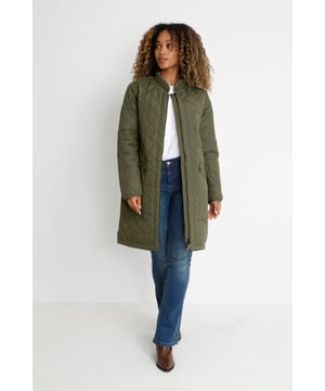 Loose fit,Taille lengte,Lange mouwen  Fijne was 30°, niet bleken, drogen in droger behoedzaam, Druipnat ophangen in de schaduw, niet strijken, Niet droog reinigen  100% Polyester