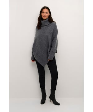 Loose fit  Fijne was 30°, niet bleken, niet in de droger drogen, Liggend laten drogen in de schaduw, koud strijken max. 110° C, Chemisch laten reinigen.  100% Polyester