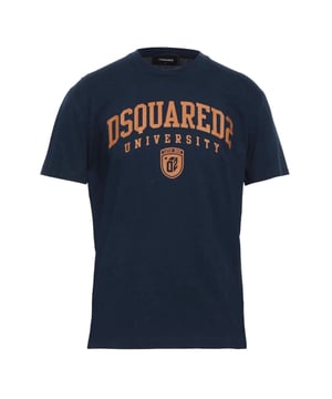 Experimenta la máxima comodidad y estilo con la camiseta Dsquared2 Cool Fit Varsity azul marino oscuro. Con un llamativo texto universitario de DSQUARED2 en un vibrante naranja, esta camiseta representa una fuerte identidad. Demuestra tu pasión y apoyo por Rumanía con el nombre del país dos veces en la parte delantera. Hecha 100 % algodón, esta camiseta garantiza durabilidad y transpirabilidad