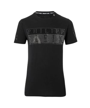 Elevate your wardrobe with this striking Philipp Plein Black T-Shirt featuring the iconic diamanté logo in bold monotone styling. This premium Black design exemplifies Swiss craftsmanship, offering sophisticated luxury for the discerning gentleman. Swiss-made excellence you can feel with every wear. 100% Cotton