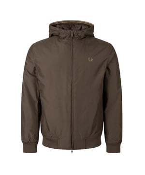 Prepárate para cualquier clima con la elegante y práctica chaqueta Fred Perry con capucha acolchada Brentham. Con un práctico cierre de cremallera, dos bolsillos delanteros y un bolsillo interior, esta chaqueta ofrece amplio espacio para todos tus objetos esenciales. Su icónica insignia FOP en el pecho izquierdo le da un toque clásico. Hecha 100 % con poliamida, esta chaqueta es resistente y ligera, perfecta para el día a día. ¡No te pierdas esta prenda imprescindible para hombre!