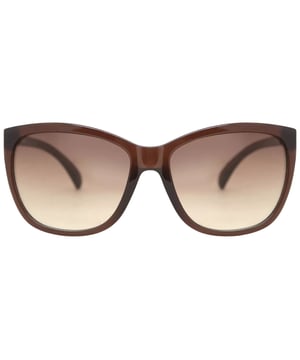 Veredeln Sie Ihren Stil mit dieser raffinierten Calvin Klein Sonnenbrille mit luxuriösem milchig-braunem Rahmen und eleganten braunen Verlaufsgläsern. Die präzisen Maße 60 x 17 x 140 mm sorgen für perfekten Sitz und höchsten Tragekomfort. 100 % Kunststoff