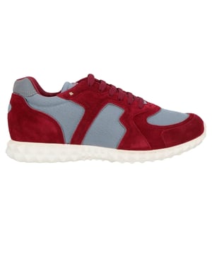 Elevate your style with these exquisite Valentino Burgundy/Blue Trainers. Crafted in Italy with meticulous attention to detail, these sophisticated men's shoes blend luxury and comfort for the discerning gentleman. The striking color combination makes these premium trainers an essential addition to your footwear collection. 100% Textile