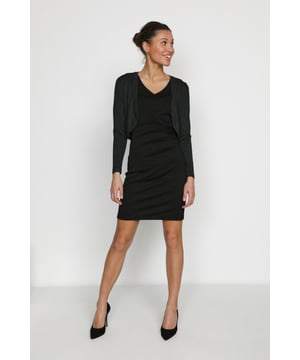 Regular fit,Lange mouwen  Fijne was 30°, niet bleken, niet in de droger drogen, Liggend laten drogen in de schaduw, koud strijken max. 110° C, Droogreiniging  80% Viscose,20% Nylon