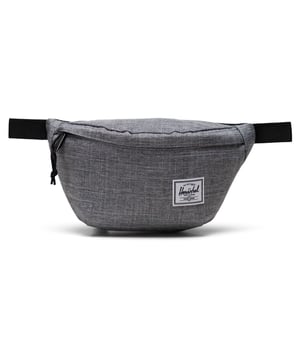 Sleutels, telefoon, portemonnee en gaan. Gemaakt van onze 100% gerecycleerde EcoSystem-stoffen, houdt deze heuptas de essentials binnen handbereik.