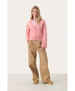 Easy fit,Lange Ärmel  Handwäsche, Nicht bleichen, Nicht im Trockner trocknen, Liegend trocken., Kalt bügeln max. 110° C, Trockenreinigung  36% Polyamid (Recycelt),36% Polyester (Recycelt),25% Wolle (zertifiziert),3% Elasthan