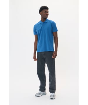 Regular fit,Korte mouwen  Wassen op 30°, niet bleken, niet in de droger drogen, Liggend laten drogen., warm strijken max. 150° C, Droogreiniging  80% Katoen, 20% Polyester