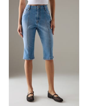 Classic knee-length denim capri with a clean, streamlined silhouette
        High-rise waistband for a flattering fit and comfortable coverage
        Traditional five-pocket styling with visible contrast stitching
        Straight-cut leg design with a neat, finished hem
        Crafted from 100% cotton for breathable comfort and durability
    
    These versatile denim capris from Warehouse strike the perfect balance between casual comfort and refined style. The high-rise design creates a sleek silhouette that pairs beautifully with both fitted and oversized tops. Style them with a crisp white crop top and an oversized leather jacket for an effortlessly cool daytime look, or dress them up with a silky blouse and pointed heels for evening drinks. The straight-cut leg offers a timeless appeal that works wonderfully for family gatherings or weekend brunches. These capris transition seamlessly between seasons - wear them with trainers and a light jumper for cooler days or with sandals and a floaty top when temperatures rise. Their durable cotton construction ensures they'll remain a wardrobe staple for years to come.