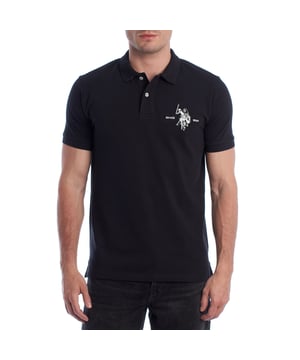 Inspired by the brand's sporting heritage, this US Polo Assn. polo offers a perfect blend of tradition and modernity. Designed for the man who values authenticity, its impeccable cut and embroidered details make it a contemporary wardrobe staple.

 Details:
 - Classic polo-style collar with two-button placket.
 - Short sleeves.
 - Tricolor trim detail on the inside of the neck.
 - US Polo Assn. logo embroidered on the chest with “Since 1890” inscription.
 - Regular cut that guarantees comfort and freedom of movement.
 - High quality breathable piqué fabric.

 At US Polo Assn., every garment tells a story of authenticity, tradition, and sporty style. This men's polo shirt isn't just a staple: it represents the official heritage of the sport of polo and reflects our passion for quality, design, and casual elegance. Dress with identity, dress with history.
 Composition: 100% Cotton
 Care:
Machine wash cold (max. 30°C).
 Do not use bleach.
 Iron at low temperature if necessary.
 Air dry, avoid dryer.