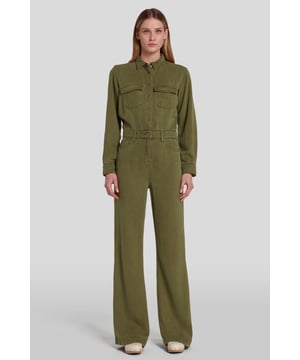 Damen  Der Luxe Jumpsuit im Utility-Style ist unangestrengt cool und bequem, nicht zuletzt dank der weichen Baumwoll-Tencel-Mischung. In Khaki eine schicke Alternative zu klassischem Schwarz. Tragen Sie dazu Pantoletten oder für einen lässigen Look auch einfach Sneaker.