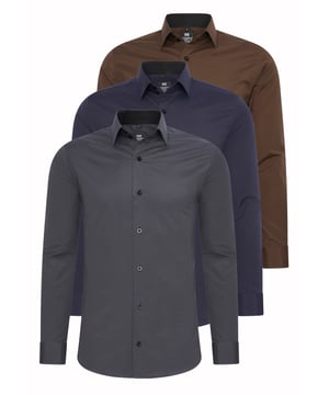 Rusty Neal Herren Hemd 3er Set
 
Passform: Slim Fit
Material Hemd: 60% Baumwolle, 37% Polyester, 3% Elastan
Gewicht: 750 gr
Herstellungsland: Türkei
Kragenform: Kentkragen
 
ZUFRIEDENHEITSGARANTIE: Bei uns kaufen Sie ohne Risiko, da wir unbegründete Rückgaben akzeptieren und zeitlich die Rückzahlung Erstatten. Unsere Firmenphilosophie lautet nach wie vor: "Der Kunde ist König" unser Anliegen ist es zu jeder Zeit den bestmöglichen Service zu bieten mit Firmensitz: Deutschland
HERSTELLUNG/PRODUKTION: Als Gründer wie auch Hersteller, Designen und Produzieren wir unsere Produkte als Familienunternehmen von A-Z autonom, daher können wir Qualität garantieren wie auch ein optimales Preis-Leistungs-Verhältnis. Hergestellt unter fairen Arbeitsbedingungen mit hochwertigen Materialien welche schonend verarbeitet wurden (kein Chemiegeruch). Zeitloses Design aus dem Herkunftsland: Türkei
PASSFORM: Angefertigt aus qualitativ hochwertiger wie auch anschmiegsamer Baumwollmischung, garantiert dieses Hemd einen absolut bequemen Sitz mit Wohlfühlfaktor. Unser Model trägt bei einer Körpergröße von 1,85 m und einem Gewicht über 80 kg die Größe: M (Medium). An den Europäischen Markt angepasst bieten wir dieses Hemd in folgender Passform an: Slim Fit
ANLASS: Ob Frühling/ Sommer oder Herbst/ Winter dieses Hemd ist als Allrounder stets angenehm zu tragen, kein Kratzen durch hochwertige Materialien und Verarbeitung, das zeitlose und doch Moderne Design garantiert einen Stilvollen Auftritt, ob im Büro oder Business Meetings wie auch Casual am Nachmittag oder als toller Akzent auf Partys oder anderen Veranstaltungen.
MASCHINENWÄSCHE: Durch die hochwertige Verarbeitung der Materialien treten nach der Wäsche keine Farbverluste auf, auch das Einlaufen des Hemdes ist kein Thema mehr! Qualität die sich auch nach unzähligen Waschgängen gewaschen hat!
 
 