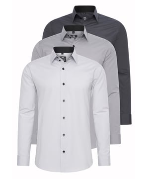 Rusty Neal Herren Hemd 3er Set
 
Passform: Slim Fit
Material Hemd: 60% Baumwolle, 37% Polyester, 3% Elastan
Gewicht: 750 gr
Herstellungsland: Türkei
Kragenform: Kentkragen
 
ZUFRIEDENHEITSGARANTIE: Bei uns kaufen Sie ohne Risiko, da wir unbegründete Rückgaben akzeptieren und zeitlich die Rückzahlung Erstatten. Unsere Firmenphilosophie lautet nach wie vor: "Der Kunde ist König" unser Anliegen ist es zu jeder Zeit den bestmöglichen Service zu bieten mit Firmensitz: Deutschland
HERSTELLUNG/PRODUKTION: Als Gründer wie auch Hersteller, Designen und Produzieren wir unsere Produkte als Familienunternehmen von A-Z autonom, daher können wir Qualität garantieren wie auch ein optimales Preis-Leistungs-Verhältnis. Hergestellt unter fairen Arbeitsbedingungen mit hochwertigen Materialien welche schonend verarbeitet wurden (kein Chemiegeruch). Zeitloses Design aus dem Herkunftsland: Türkei
PASSFORM: Angefertigt aus qualitativ hochwertiger wie auch anschmiegsamer Baumwollmischung, garantiert dieses Hemd einen absolut bequemen Sitz mit Wohlfühlfaktor. Unser Model trägt bei einer Körpergröße von 1,85 m und einem Gewicht über 80 kg die Größe: M (Medium). An den Europäischen Markt angepasst bieten wir dieses Hemd in folgender Passform an: Slim Fit
ANLASS: Ob Frühling/ Sommer oder Herbst/ Winter dieses Hemd ist als Allrounder stets angenehm zu tragen, kein Kratzen durch hochwertige Materialien und Verarbeitung, das zeitlose und doch Moderne Design garantiert einen Stilvollen Auftritt, ob im Büro oder Business Meetings wie auch Casual am Nachmittag oder als toller Akzent auf Partys oder anderen Veranstaltungen.
MASCHINENWÄSCHE: Durch die hochwertige Verarbeitung der Materialien treten nach der Wäsche keine Farbverluste auf, auch das Einlaufen des Hemdes ist kein Thema mehr! Qualität die sich auch nach unzähligen Waschgängen gewaschen hat!
 
 