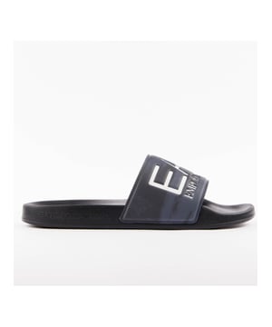 Claquette EA7 Heritage Herren Schwarz Synthetik. Authentischer Schuh der Marke EA7 - Streetwear/Sportswear-Design von EA7 - EA7 für Männer, modisch, perfekt für den Alltag - Die schwarze Claquette EA7 lässt sich ideal mit dem Rest Ihrer Garderobe kombinieren - Bequemes Synthetikmaterial - Klassische Schnalle - Heritage - Synthetik
