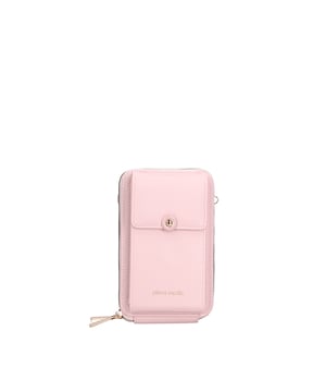 Telefoonhouder voor dames met ritssluiting. binnenzakken met ritssluiting en kaarthouder. een voorpand met externe magneetvakken. verstelbaar en afneembaar in stoffen schouderband. ontbrekend handvat. een binnencompartiment.  extern materiaal. 100% polyester binnenkant. Afmetingen: 12,5x19,5x7 cm. Modeproduct