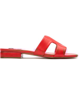 Step up your summer look, with V.Gan's Vegan Bok Slide sandals. Crafted from high-quality PETA-approved vegan uppers and soles, these square-toed slides offer sleek style and ethical street cred. Made in a certified vegan factory using sustainably sourced materials and shipped in recycled packaging, these fashion-forward sandals let you walk the walk in eco-chic comfort.