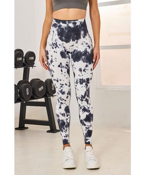 Estilo básico  
Material ligeramente elástico  
Composición: 90% nailon 10% spandex  
Lavar a máquina con agua fría  
Secar a baja temperatura  
Importado  
Medidas del producto para la talla S: Cintura 52 cm Cadera 76 cm Largo de la prenda 84 cm  
Medidas del producto para la talla M: Cintura 56 cm Cadera 80 cm Largo de la prenda 85 cm  
Medidas del producto para la talla L: Cintura 60 cm Cadera 84 cm Largo de la prenda 86 cm  