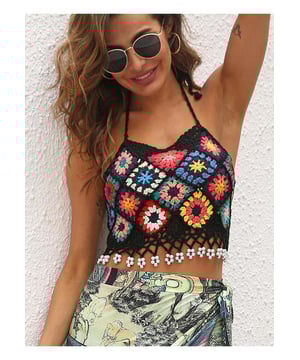 Geometrisch Halter Neck Zwemtop  
Basisstijl  
Geen vulling  
Geen beugel  
Licht rekbaar  
100% acrylmateriaal  
Machinewas koud  
Drogen op lage temperatuur  
Geïmporteerd  
Één maat: Toplengte 31 cm Borst 80 cm