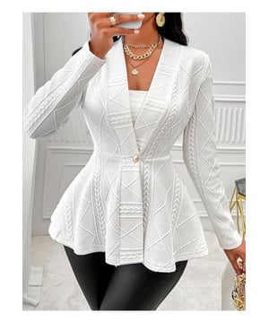 Cárdigan peplum texturizado de un botón  
Cierre con botones  
Grosor delgado  
Sin forro  
95% poliéster 5% spandex  
Lavado a máquina en frío  
Secar a baja temperatura  
Importado  
Medidas del producto (en pulgadas):  
Tamaño S: Busto 33.9 Longitud de la parte superior 25.2 Longitud de la manga 23.8  
Tamaño M: Busto 35.4 Longitud de la parte superior 25.6 Longitud de la manga 24.2  
Tamaño L: Busto 37.8 Longitud de la parte superior 26.2 Longitud de la manga 24.6  
Tamaño XL: Busto 40.2 Longitud de la parte superior 26.8 Longitud de la manga 25  
Tamaño 2XL: Busto 42.5 Longitud de la parte superior 27.4 Longitud de la manga 25.4  
Material: Tejido de poliéster