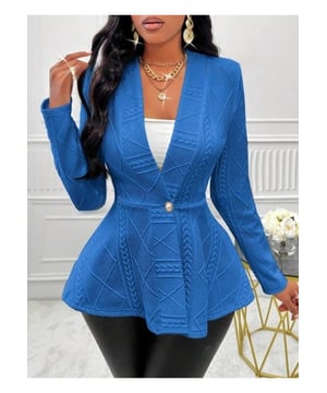 Ein-Knopf-Struktur-Peplum-Cardigan  
Knopfverschluss  
Dünne Dicke  
Nicht gefüttert  
95 % Polyester, 5 % Spandex  
Maschinenwäsche kalt  
Im Trockner bei niedriger Temperatur trocknen  
Importiert  
Produktmaße (in Zoll):  
Größe S: Brust 33,9, Oberkörperlänge 25,2, Ärmelänge 23,8  
Größe M: Brust 35,4, Oberkörperlänge 25,6, Ärmelänge 24,2  
Größe L: Brust 37,8, Oberkörperlänge 26,2, Ärmelänge 24,6  
Größe XL: Brust 40,2, Oberkörperlänge 26,8, Ärmelänge 25  
Größe 2XL: Brust 42,5, Oberkörperlänge 27,4, Ärmelänge 25,4  
Material: Polyester-Strick