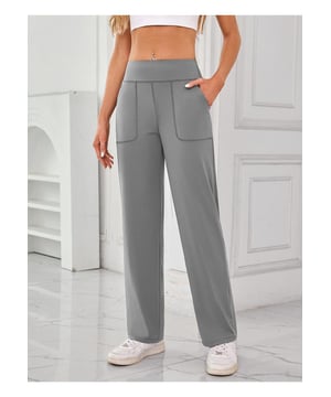Grundlegender Stil  
Leicht dehnbarer Stoff  
Materialzusammensetzung: 80% Nylon, 20% Spandex  
Pflegehinweise: Maschinenwäsche kalt, im Trockner bei niedriger Temperatur trocknen  
Importiert  
Hoch geschnittenes Design  
Funktionale Taschen  
Verfügbare Größen: S (US 4), M (US 6/8), L (US 10/12), XL (US 14/16)
