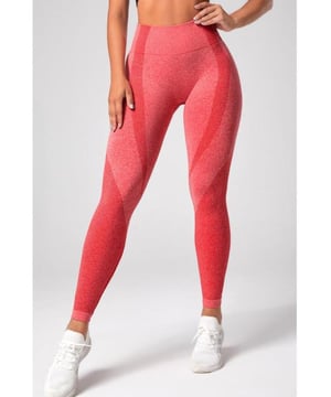 Hoge Taille Lange Active Broek  
Patroon type: Effen  
Stijl: Sportief  
Kenmerken: Slim fit  
Lengte: Lang  
Materiaal samenstelling: 90% polyamide 10% elastaan  
Stretch: Zeer rekbaar  
Onderhoudsinstructies: Machinewas koud, drogen op lage temperatuur  
Geïmporteerd  
Productafmetingen: S: lengte 76 cm taille 63,5 cm heup 75,2 cm; M: lengte 77,2 cm taille 67,3 cm heup 79,3 cm; L: lengte 78,7 cm taille 71,4 cm heup 83,1 cm