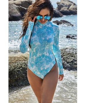 Basic.
  Stil.
  Keine Brustpolsterung.
  Keine Bugel.
  Hochdehnbares Material.
  Zusammensetzung: 80% Polyester 20% Elasthan.
  Pflegehinweise: Maschinenwasche kalt Trockner niedrig.
  Importiert.
  Produktmasse:.
  S: Buste 3386 Zoll Taille 2756 Zoll Oberlange 2520 Zoll.
  M: Buste 3543 Zoll Taille 2913 Zoll Oberteillange 2559 Zoll.
  L: Buste 3701 Zoll Taille 3071 Zoll Oberteillange 2598 Zoll.
  XL: Buste 3858 Zoll Taille 3228 Zoll Oberteillange 2638 Zoll.