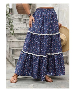 Falda Maxi de Talla Grande con Estampado Floral y Cintura Elástica  
Detalles de Encaje  
Diseño con Volantes  
Cuerpo: Sin forro  
Composición del material: 100% poliéster  
Instrucciones de cuidado: Lavar a máquina en frío. Secar a baja temperatura.  
Importado  
Medidas del producto (en pulgadas):  
1XL: Longitud 39.4 Cintura 33.9  
2XL: Longitud 39.8 Cintura 36.2  
3XL: Longitud 40.2 Cintura 38.6  
4XL: Longitud 40.6 Cintura 40.9