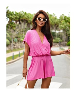Basic.
  Stil.
  Undurchsichtiges Material.
  75% Polyester 25% Elasthan.
  Maschinenwasche kalt.
  Bei niedriger Temperatur im Trockner trocknen.
  Importiert.
  Grosse S: US 2/4 Oberlange 323 Zoll Buste 394 Zoll Taille 276 Zoll.
  Grosse M: US 6 Oberlange 327 Zoll Buste 409 Zoll Taille 291 Zoll.
  Grosse L: US 8 Oberlange 331 Zoll Buste 433 Zoll Taille 307 Zoll.
  Grosse XL: US 10 Oberlange 335 Zoll Buste 457 Zoll Taille 323 Zoll.
  Grosse 2XL: US 12 Oberlange 339 Zoll Buste 48 Zoll Taille 339 Zoll.