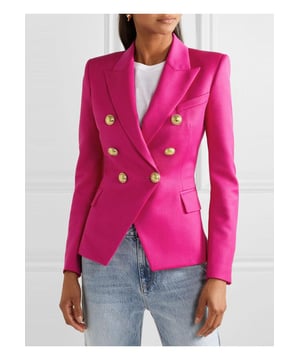 Blazer de manga larga con cuello de solapa  
  Parte delantera con botones  
  Grosor normal  
  Forro interior para mayor comodidad  
  Composición del material: 95% poliéster 5% spandex  
  Instrucciones de cuidado: Lavado a máquina en frío, secar a baja temperatura  
  Importado