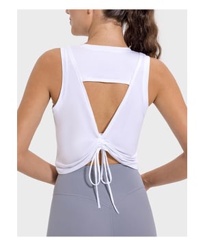 Estilo básico  
Opaco  
Estiramiento moderado  
Composición del material: 92% algodón, 8% spandex  
Instrucciones de cuidado: Lavado a máquina en frío. Secar a baja temperatura.  
Importado  
Medidas del producto (Medidas en pulgadas) y conversión de tallas  
Talla 4: Longitud de la parte superior 16.5 Bust 33.5  
Talla 6: Longitud de la parte superior 17.1 Bust 35  
Talla 8: Longitud de la parte superior 17.7 Bust 37.4  
Talla 10: Longitud de la parte superior 18.3 Bust 38.2  
Talla 12: Longitud de la parte superior 18.9 Bust 39.8