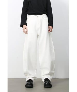 Heren Hoge Taille Wijde Pijp Jeans  
Basisstijl  
Geen stretch  
100% katoen materiaal samenstelling  
Machinewas koud  
Drogen op lage temperatuur  
Geïmporteerd  
Productmetingen (in inches):  
XS: Onderlengte: 41.3 Taille: 26.8 Heup: 40.2  
S: Onderlengte: 41.7 Taille: 28.3 Heup: 41.7  
M: Onderlengte: 42.1 Taille: 29.9 Heup: 43.3  
L: Onderlengte: 42.5 Taille: 31.5 Heup: 44.9  
XL: Onderlengte: 42.9 Taille: 33.1 Heup: 46.5  